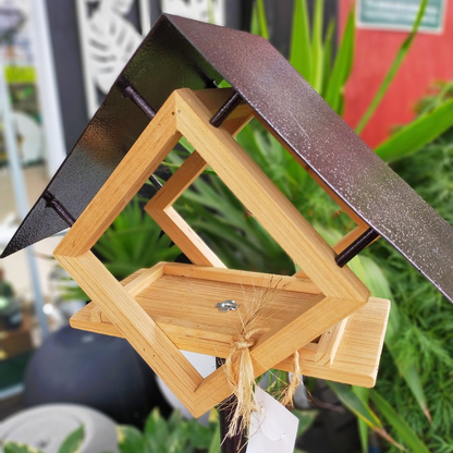 Topflite small animal Topflite The Penthouse Bird Feeding Station